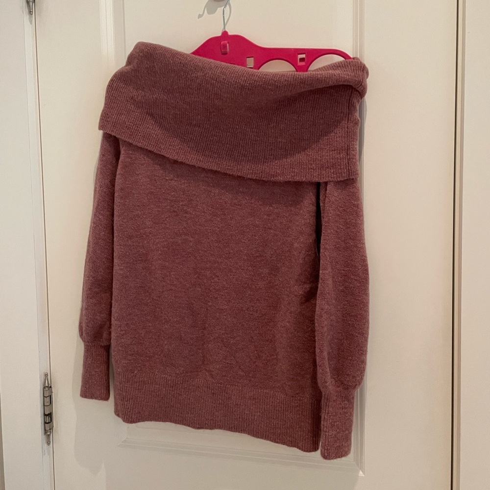 Gorgeous Michelle Mason sweater. Rose colour only worn once. Bought at intermix
